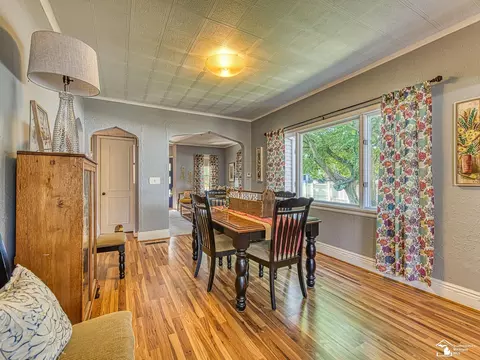 Dining - 139 N Macomb, Monroe, MI 48162 photo 2 of 4