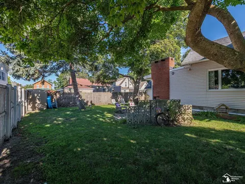 Exterior - 139 N Macomb, Monroe, MI 48162 photo 4 of 9