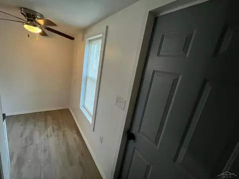 Bedroom - 825 E Broad, Chesaning, MI 48616 photo 7 of 9