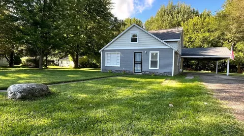 825 E Broad, Chesaning, MI 48616