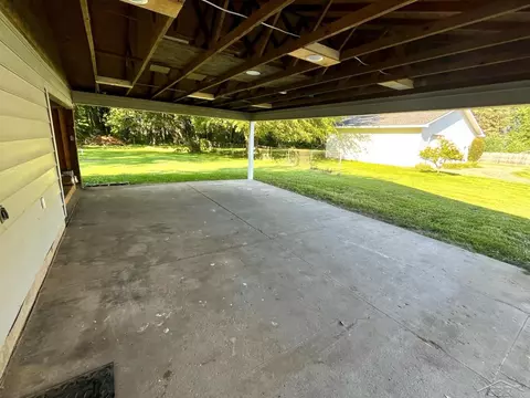 Exterior - 825 E Broad, Chesaning, MI 48616 photo 1 of 2