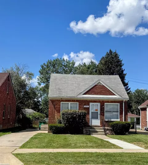 20921 Universal, Eastpointe, MI 48021