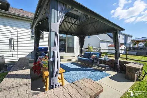 1087 Eagle, Temperance, MI 48182 photo 3