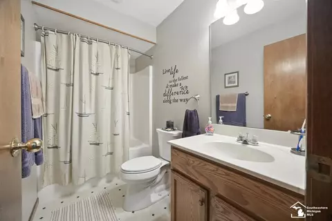 1087 Eagle, Temperance, MI 48182 photo 15