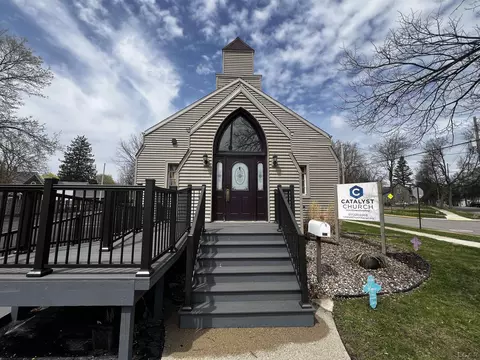 227 Greenly, Adrian, MI 49221