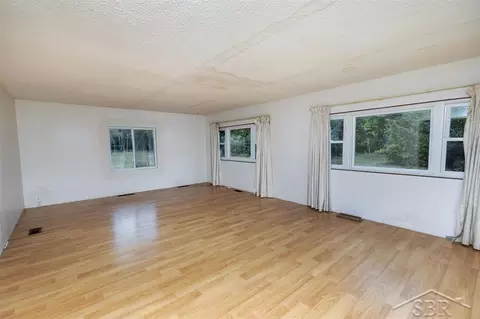 3145 E Shaffer, Midland, MI 48642 photo 4