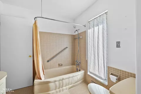 59 Putnam, Grosse Pointe Shores, MI 48236 photo 24