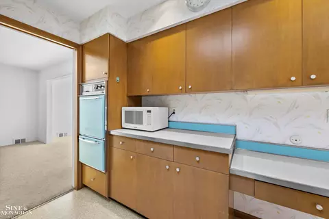 59 Putnam, Grosse Pointe Shores, MI 48236 photo 9