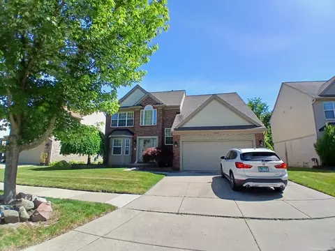 11820 Creekview, Sterling Heights, MI 48312