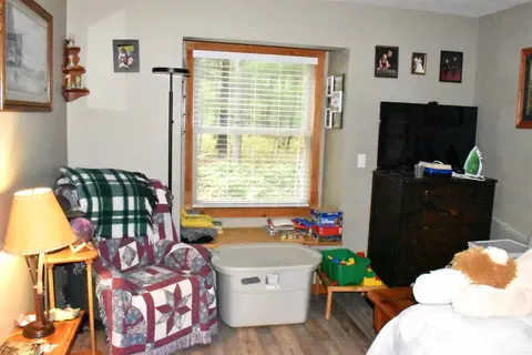 Bedroom - 2815 West Riv, Gladwin, MI 48624 photo 4 of 6