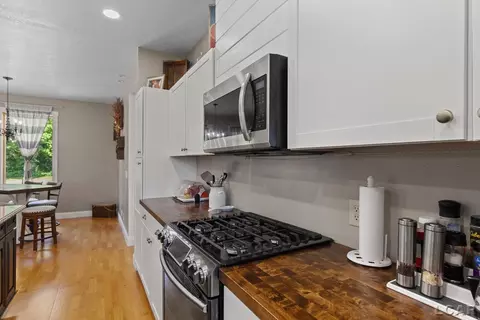 Kitchen - 1240 W Carleton, Adrian, MI 49221 photo 7 of 8