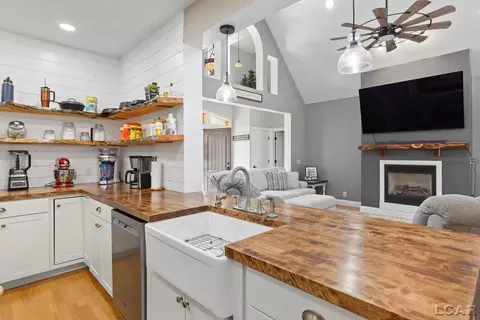 Kitchen - 1240 W Carleton, Adrian, MI 49221 photo 3 of 8