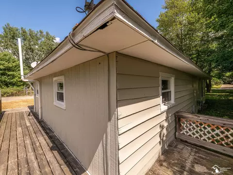 Exterior - 8706 Abbey, Jackson, MI 49201 photo 11 of 15
