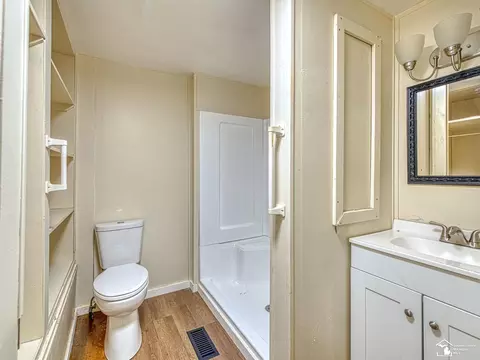 Bath - 8706 Abbey, Jackson, MI 49201 photo 1 of 1