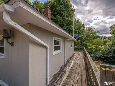 Exterior - 8706 Abbey, Jackson, MI 49201 photo 10 of 15