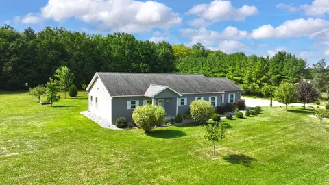 7895 Lindsey, Casco, MI 48064