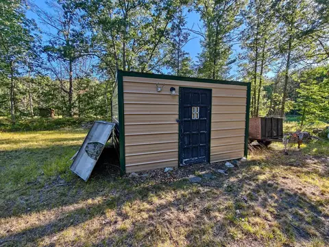 2541 Beatrice, Harrison, MI 48625 photo 4