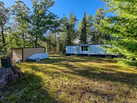 2541 Beatrice, Harrison, MI 48625 photo 3