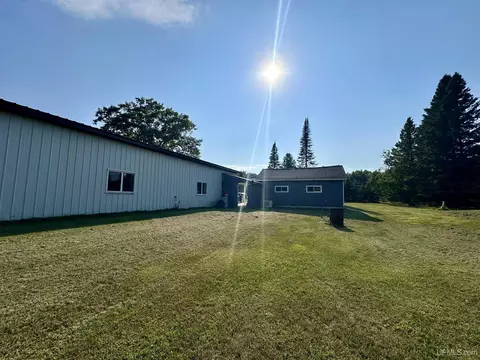 9106 State Hwy M35, Brampton, MI 49837 photo 17