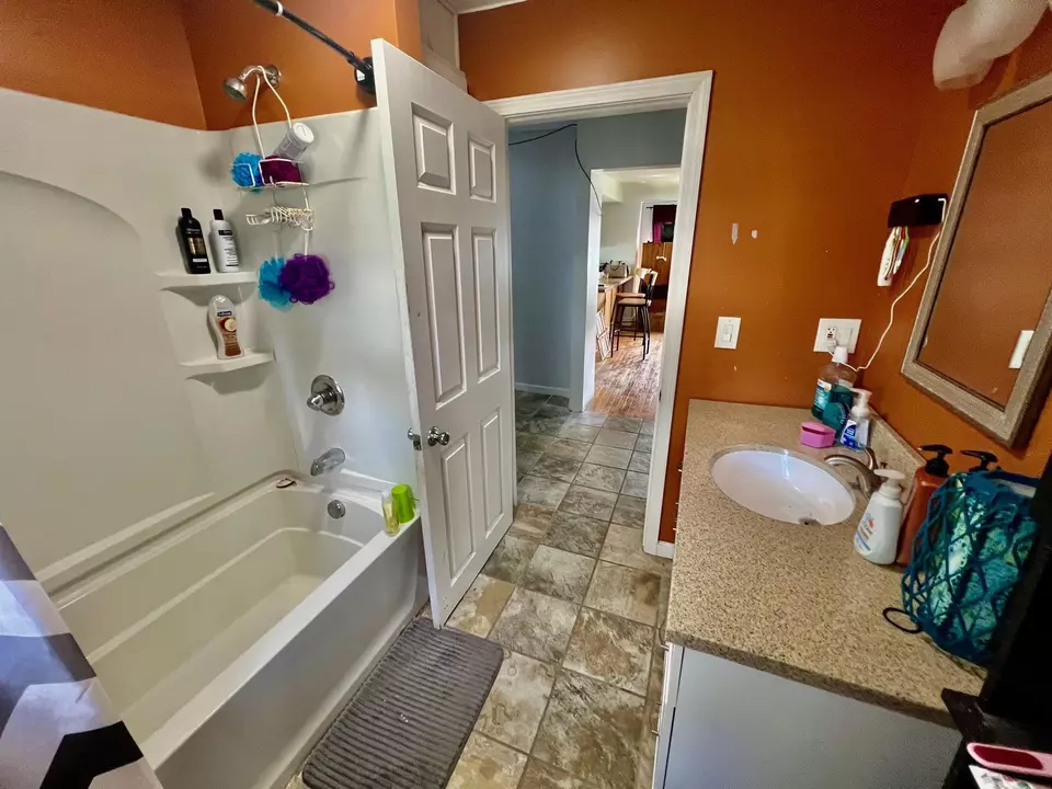 Bath - 1278 N N Pne, Essexville, MI 48732 photo 2 of 2