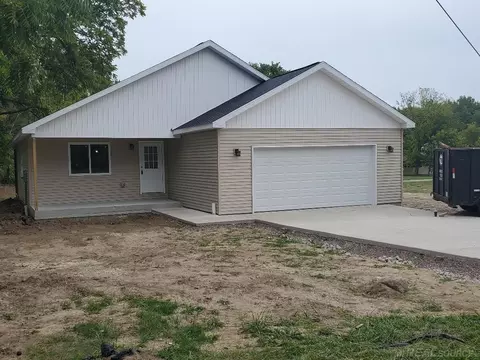 49050 Fuller, New Baltimore, MI 48051