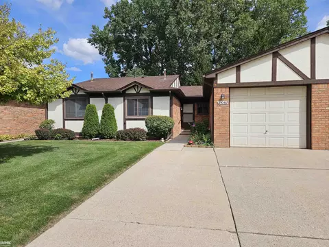 25046 Joanne Smith 134 Bldg #134,, Warren, MI 48091