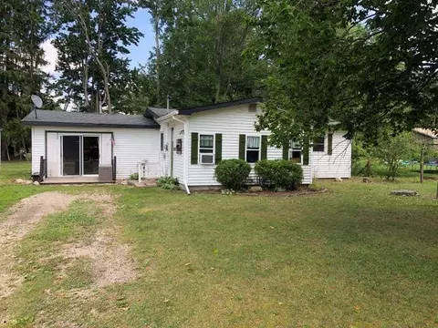 8891 S Harding, Farwell, MI 48622