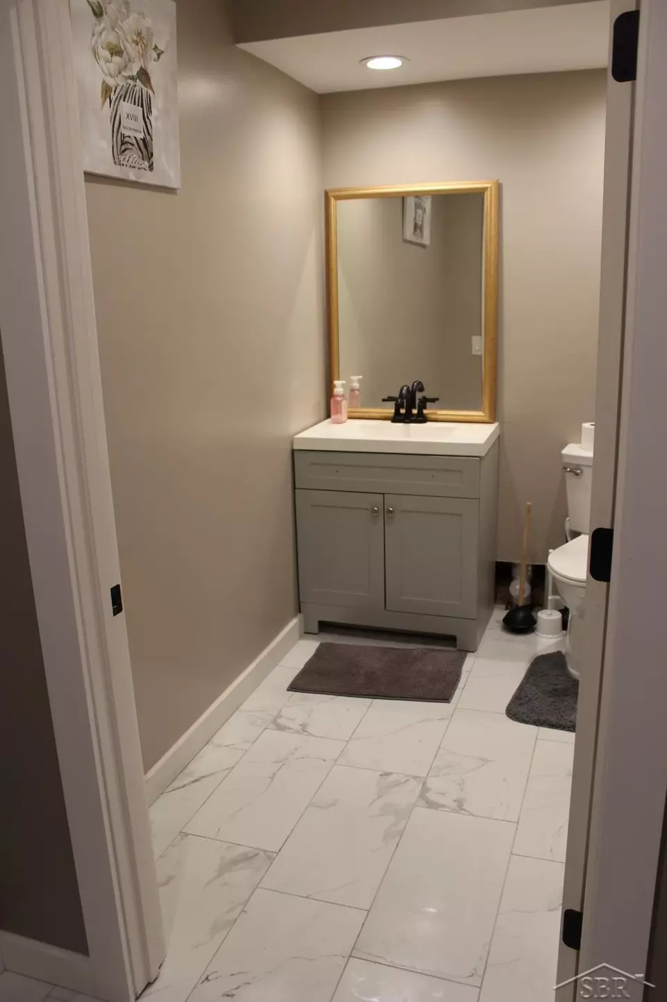 Bath - 512 Germania, Bay City, MI 48706 photo 1 of 5