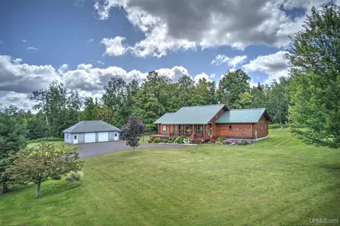 38325 Us 41, Chassell, MI 49916
