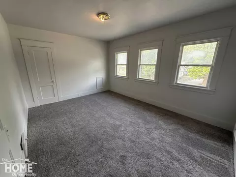 Bedroom - 800 E Main, Owosso, MI 48867 photo 1 of 6