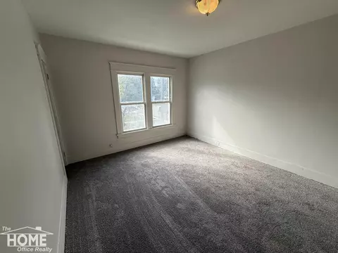Bedroom - 800 E Main, Owosso, MI 48867 photo 3 of 6