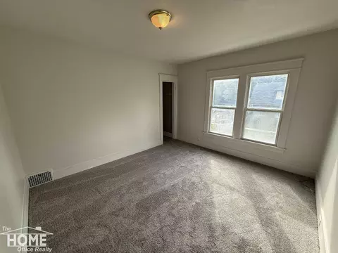 Bedroom - 800 E Main, Owosso, MI 48867 photo 4 of 6