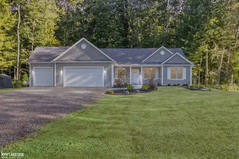 17217 Bordman, Allenton, MI 48002 photo 2