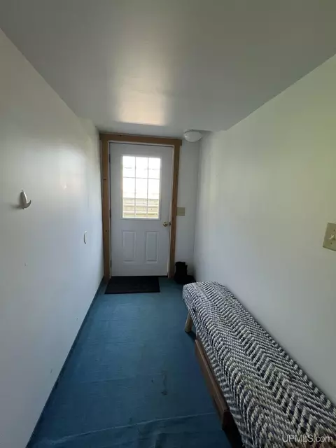 Entry Way - 214 Hickory, Munising, MI 49862 photo 1 of 2