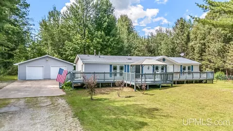 9991 M35, Gladstone, MI 49837