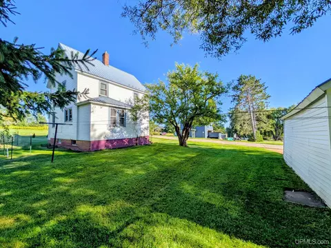 429 Opal, Iron River, MI 49935