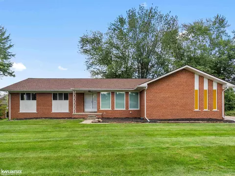 28070 Kingsberry, New Baltimore, MI 48047