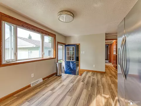 Entry Way - 255 Crampton, Monroe, MI 48162 photo 2 of 2