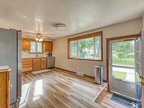 Entry Way - 255 Crampton, Monroe, MI 48162 photo 1 of 2