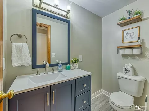 Bath - 255 Crampton, Monroe, MI 48162 photo 2 of 2