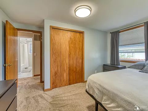 Bedroom - 255 Crampton, Monroe, MI 48162 photo 3 of 4
