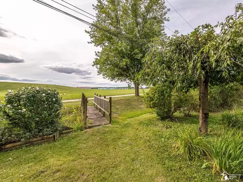 Exterior - 255 Crampton, Monroe, MI 48162 photo 9 of 14