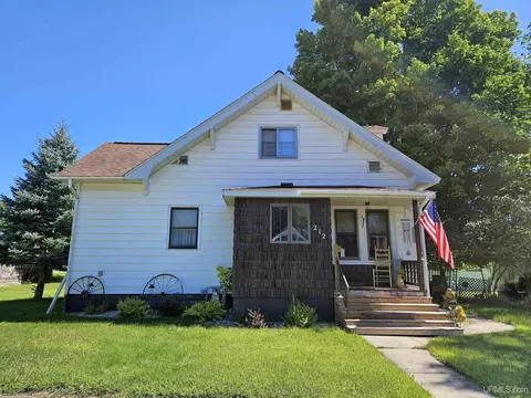 212 Wilson, Kingsford, MI 49802