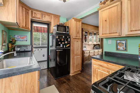 1017 Perry, Flint, MI 48504 photo 6