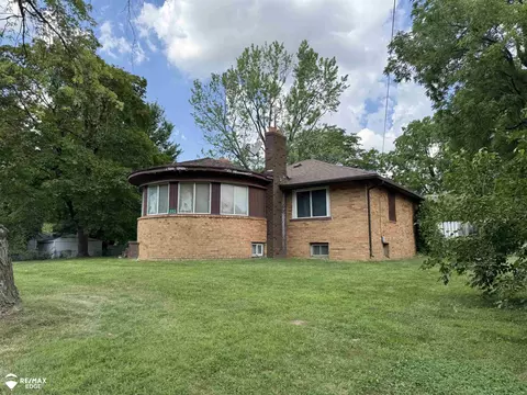 2153 Kenneth, Burton, MI 48529