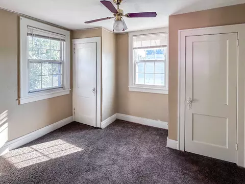 Bedroom - 854 Perry, Flint, MI 48504 photo 3 of 4