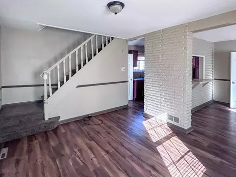 Living - 854 Perry, Flint, MI 48504 photo 3 of 3