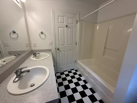 Bath - 6464 E 100th, Newaygo, MI 49337 photo 7 of 8