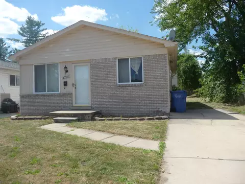 23927 Dormont, Warren, MI 48091