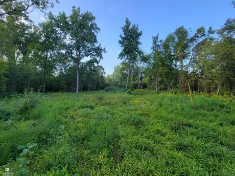 00 Cherry, Avoca, MI 48006